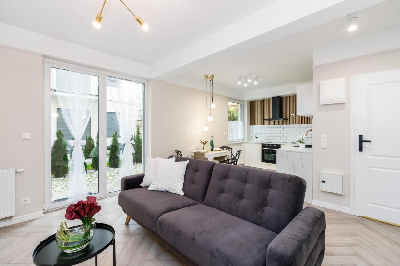 Modern Studio Apartments Poznan City Center By Noclegi Renters Екстер'єр фото