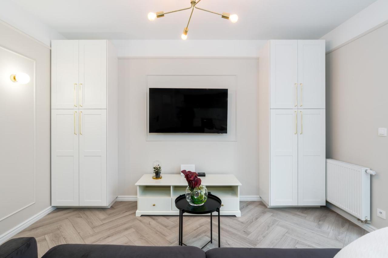 Modern Studio Apartments Poznan City Center By Noclegi Renters Екстер'єр фото