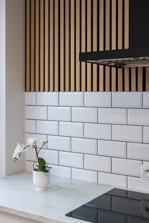 Modern Studio Apartments Poznan City Center By Noclegi Renters Екстер'єр фото