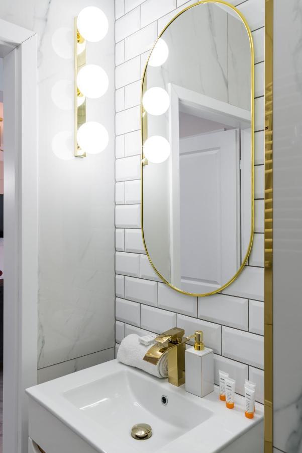 Modern Studio Apartments Poznan City Center By Noclegi Renters Екстер'єр фото