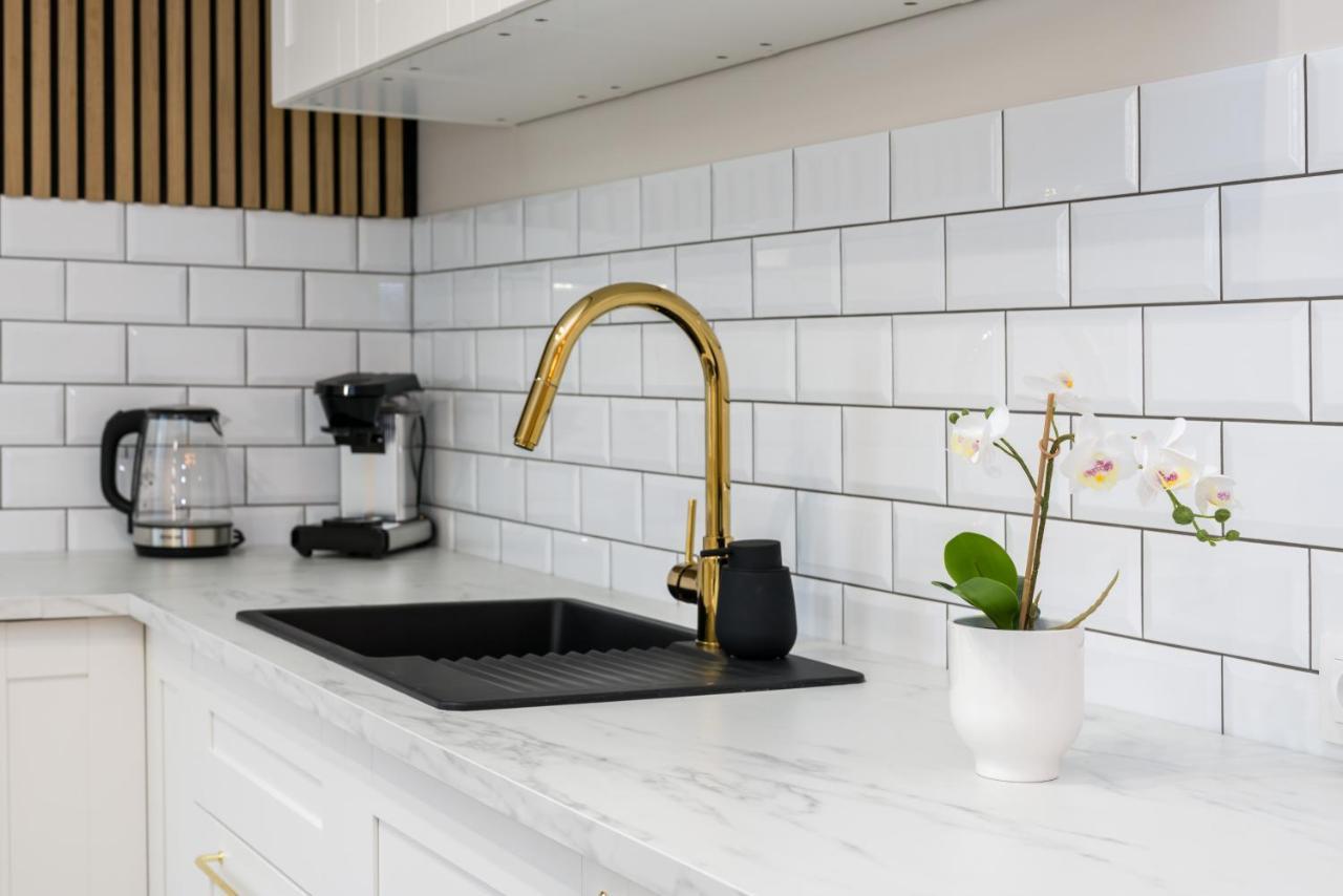 Modern Studio Apartments Poznan City Center By Noclegi Renters Екстер'єр фото