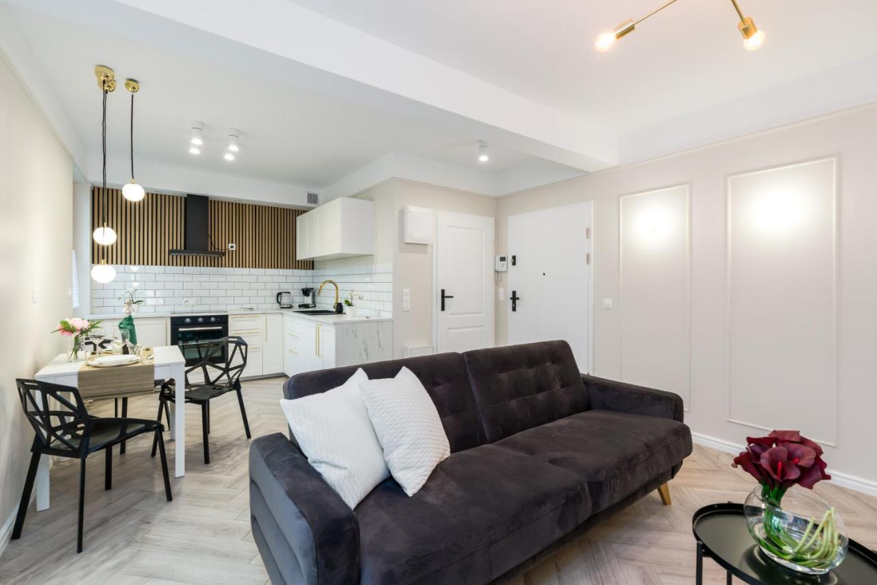 Modern Studio Apartments Poznan City Center By Noclegi Renters Екстер'єр фото